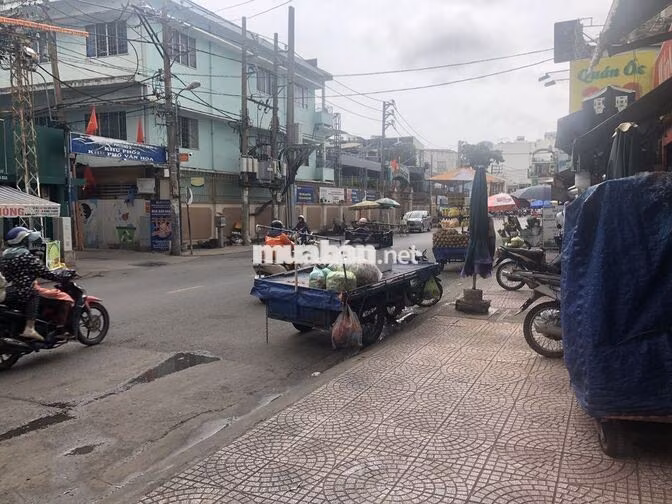 Cho thuê mặt bằng ngay chợ Bà Chiểu