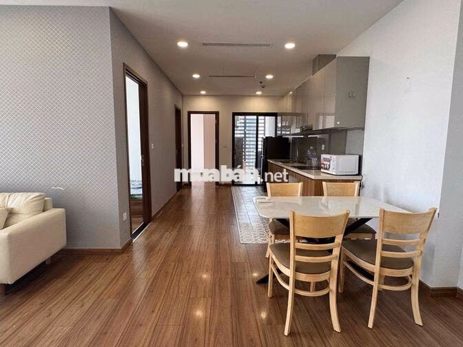Cho thuê căn góc 3PN 95m2 full nội thất EcoGreen Quận 7 ở liền