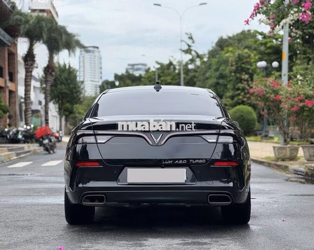 VINFAST LUX A 2.0 PREMIUM 2022 XE GIA ĐÌNH 1 CHỦ
