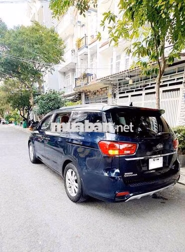 Kia Sedona 2019 Xanh đen 7 chỗ Số tự động  mới 90%