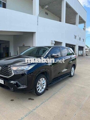 Toyota Innova Cross 2024