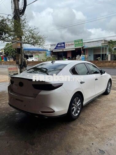 Mazda 3 1.5L Luxury 2024 Trắng 42000 km