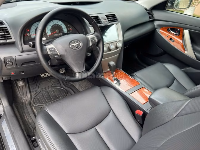 TOYOTA CAMRY SE 2.5. NHẬP KHẨU MỸ. MODEL 2010