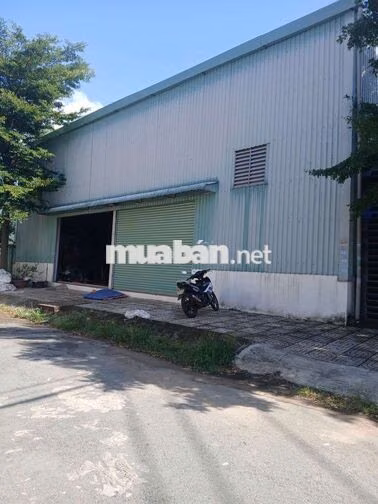 Cần cho thuê kho khu 10 ha PTTN DT 10 x 22 xe tải lớn giá 22 triệu