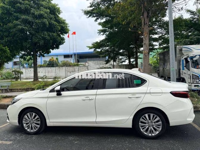 Honda City 1.5L 2023 Trắng 45.000 km