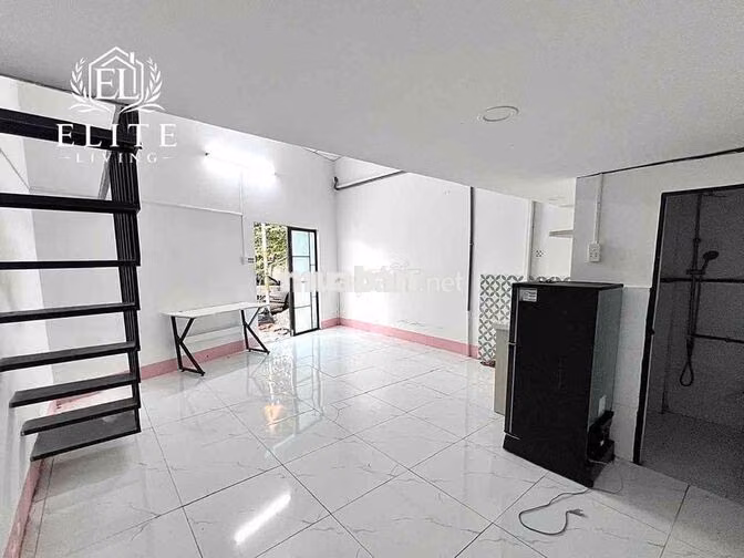 DUPLEX GÁC CAO NGAY ĐH NÔNG LÂM - HUTECH - GA METRO CNC