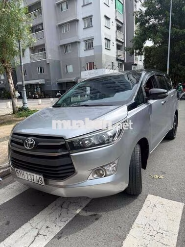 Toyota Innova 2019 Số sàn 80000 km Bạc