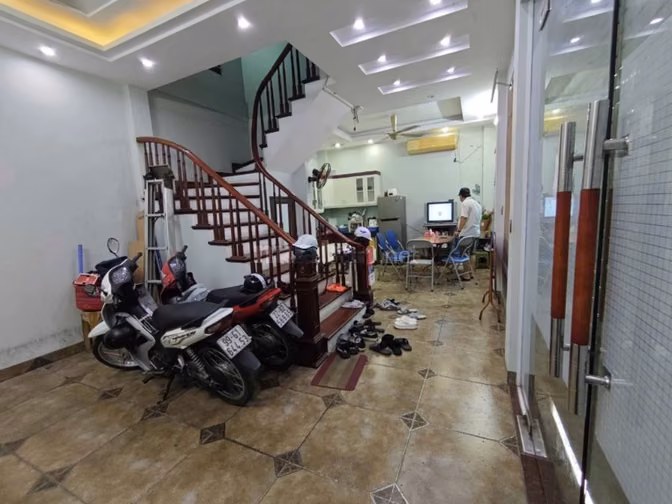Cho thuê nhà 7PN 5WC ngõ 7 Phan Kế Bính – Ba Đình, chỉ 18 triệu 