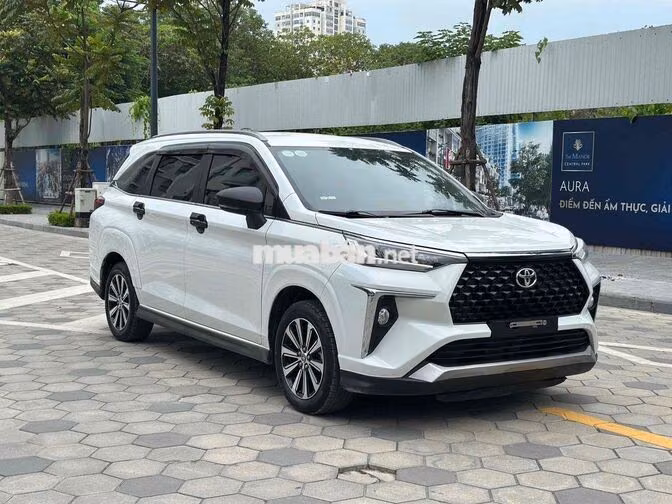 Toyota Veloz Tốp 2023 Trắng Tự động 5 vạn km