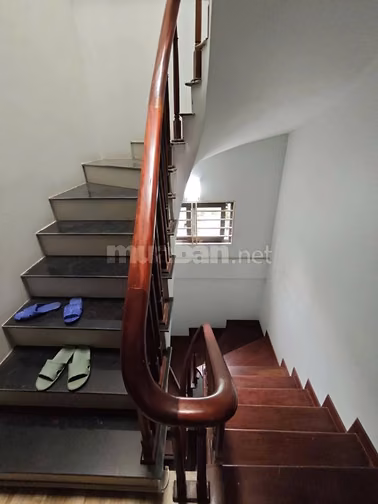 Cho thuê nhà 7PN 5WC ngõ 7 Phan Kế Bính – Ba Đình, chỉ 18 triệu 