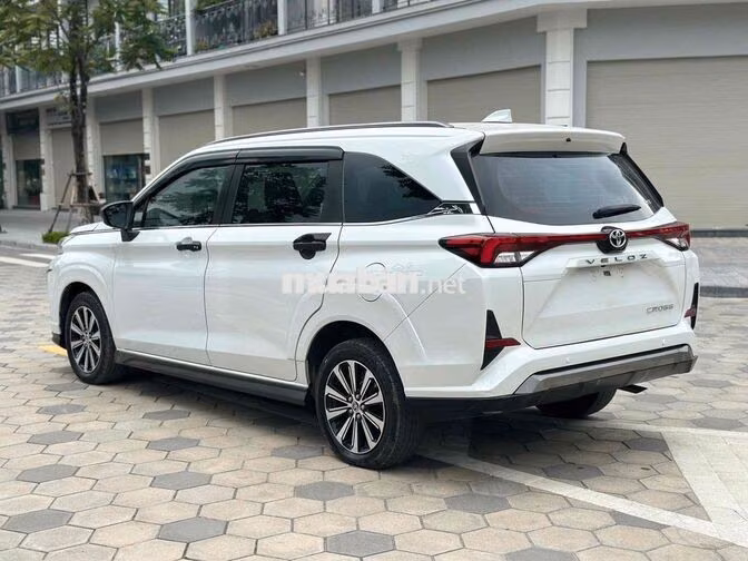 Toyota Veloz Tốp 2023 Trắng Tự động 5 vạn km