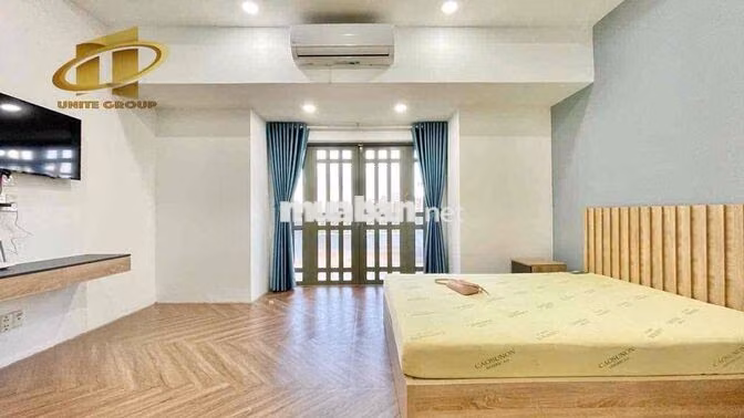 CHO THUÊ CĂN HỘ FULL NT - BAN CÔNG( gần dh tài chính, ntt, tdt, rmit)