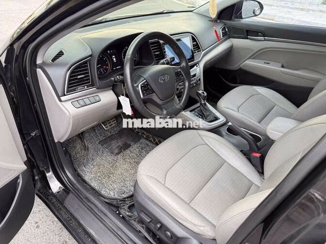 Cần bán Hyundai Elantra 2.0 GLS 2016 Tự động