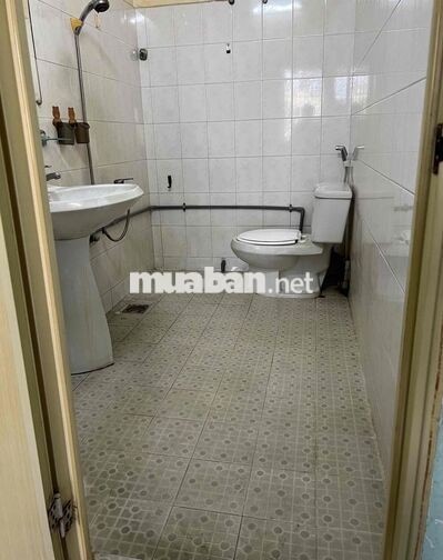 PHÒNG CÓ BAN CÔNG ~ 50m2, THOÁNG MÁT, RỘNG RÃI Q6 - Q11