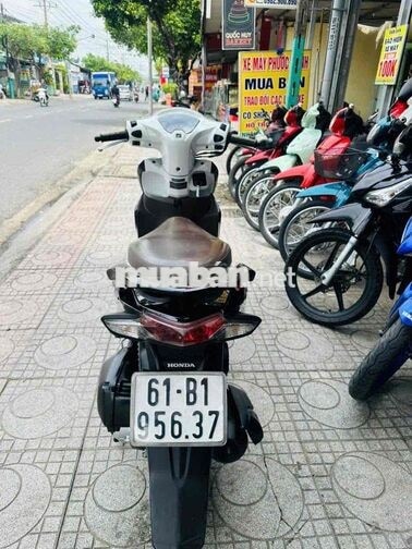 Honda Vision 2018 Trắng đen