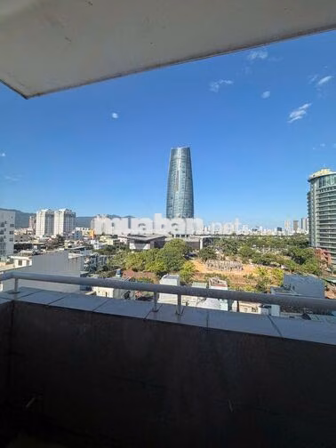 Cho thuê Căn hộ 2PN Lapaz Tower tại Hải Châu, Đà Nẵng.