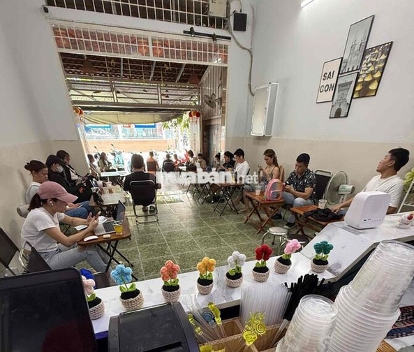 TUYỂN NHÂN VIÊN BÁN Cà Phê