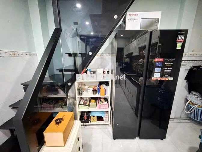 Lạc Long Quân. Tân Bình (1pn, 1wc). Dtsd 72m2