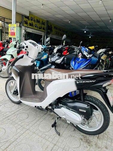 Honda Vision 2018 Trắng đen