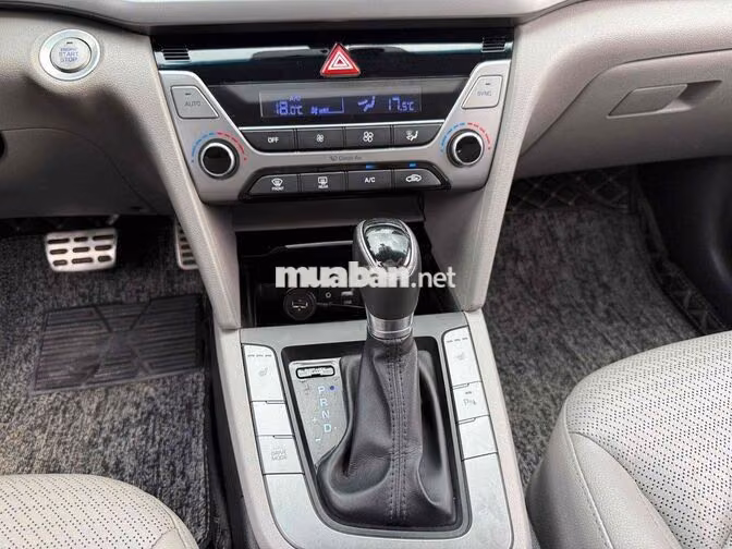 Cần bán Hyundai Elantra 2.0 GLS 2016 Tự động
