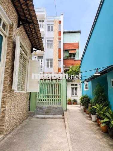 Nhà Trần Văn Đang ngay Trường Sa phường Nhiêu Lộc hạ 500tr bán gấp