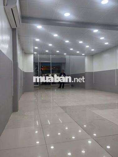 Cho thuê mặt tiền Lê văn lương Q7 vị trí đẹp kinh doanh sầm uất
