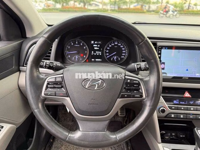 Cần bán Hyundai Elantra 2.0 GLS 2016 Tự động