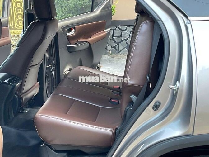 Toyota Fortuner 2019 Máy dầu Số sàn Nâu