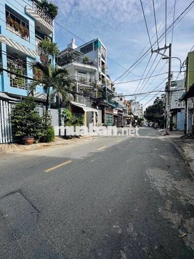 Bán Nhà 1/. Đường số 4 p16. dt 19m2. trệt lầu. 2.25 tỷ