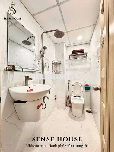 ‼️HÌNH THẬT GIÁ THẬT - Phòng đi bộ qua đại học Văn Hiến - có View kính