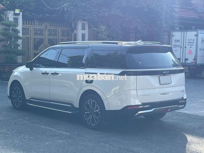 KIA Carnival Premium 8 ghế 2023 Trắng 80.000 km