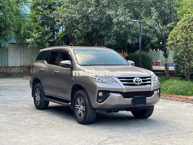 Toyota Fortuner 2019 Máy dầu Số sàn Nâu