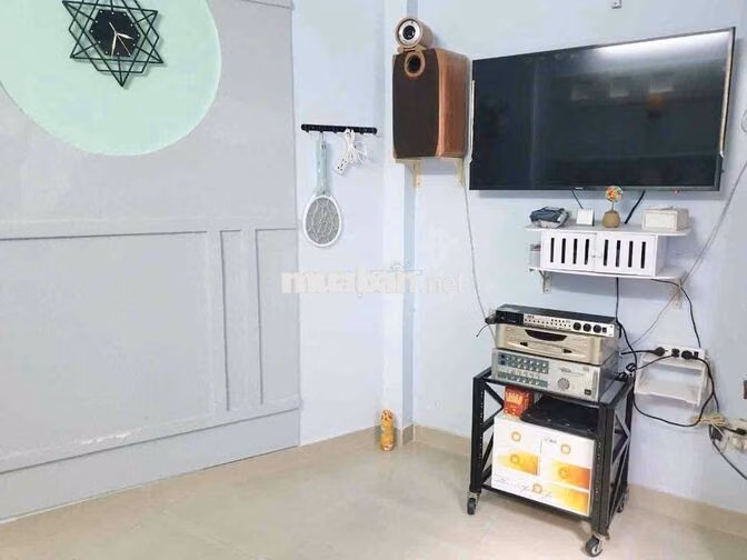 Nhà Rẻ 5x8m 2Lầu (4PN 3WC) Hẻm 3m Cụt. ĐƯỜNG 100 BÌNH THỚI. QUẬN 11