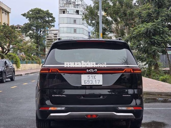 KIA CARNIVAL 2.2L SX 2023 PRRMIUM DẦU 7GHE 83000KM