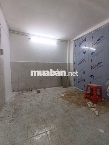 nhà cho thuê khu mã lò giáp gò xoài DT 5*8 gác suốt 2p 2wc