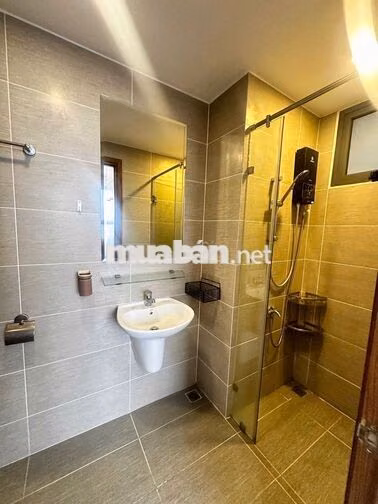 Chính chủ cho thuê căn hộ 2PN xinh xắn, sẵn sàng đón khách vào ở ngay!
