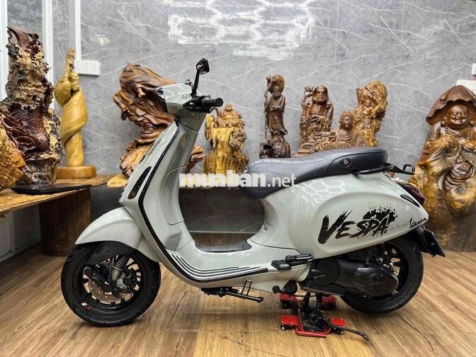 Piaggio Vespa Sprint xe đẹp keng, máy móc bao êm