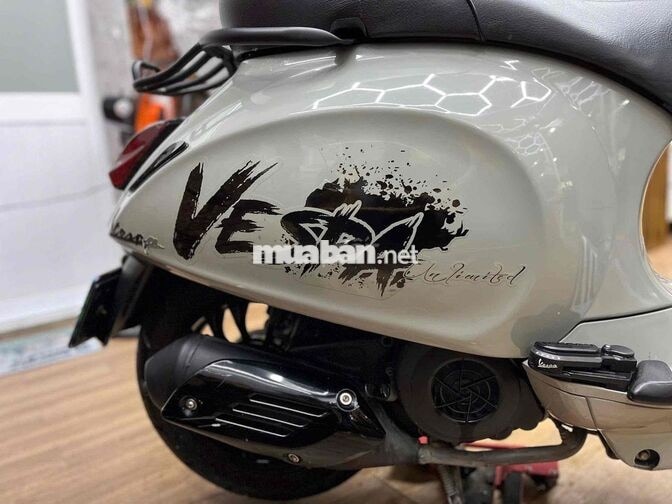 Piaggio Vespa Sprint xe đẹp keng, máy móc bao êm
