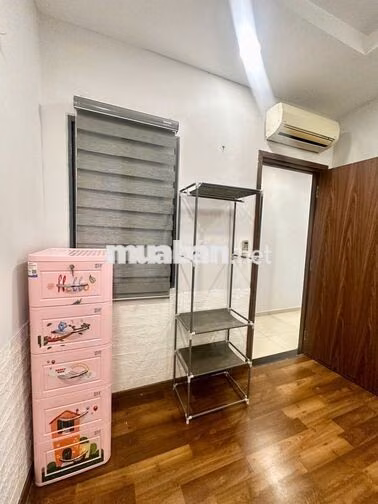 Chính chủ cho thuê căn hộ 2PN xinh xắn, sẵn sàng đón khách vào ở ngay!