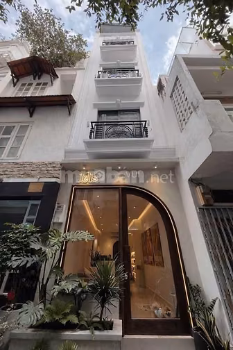 Bán gấp nhà ở đường Phạm Ngọc Thạch, Quận 3, tiện KD 8 phòng 44m2 giá 
