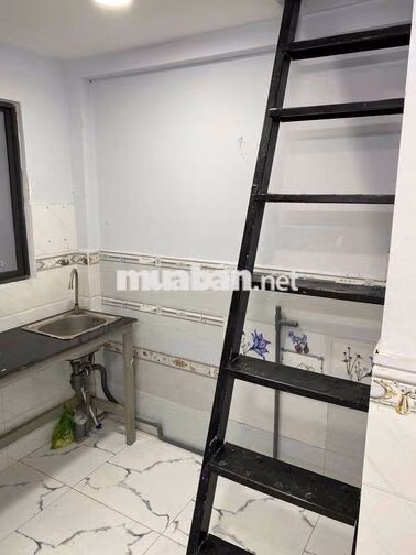 CHO THUÊ NHÀ QUẬN 7 LÊ VĂN LƯƠNG GẦN TDTU,NTTU CÁCH Q1 5P ĐI XE GẦN TT