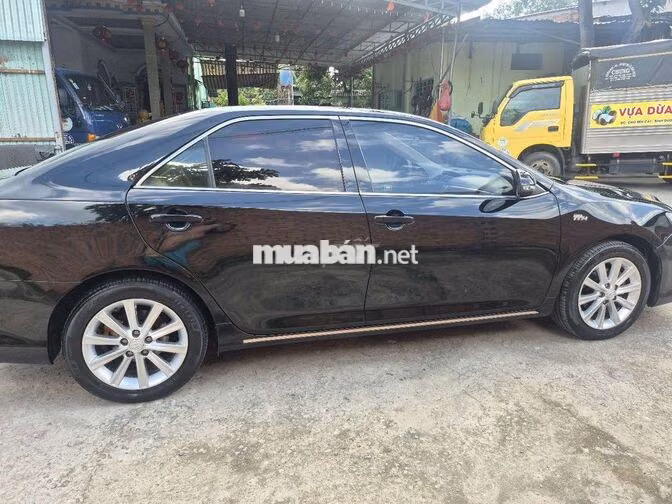 Toyota Camry 2.5G 2014 Đen Tự động.hs cầm tay.