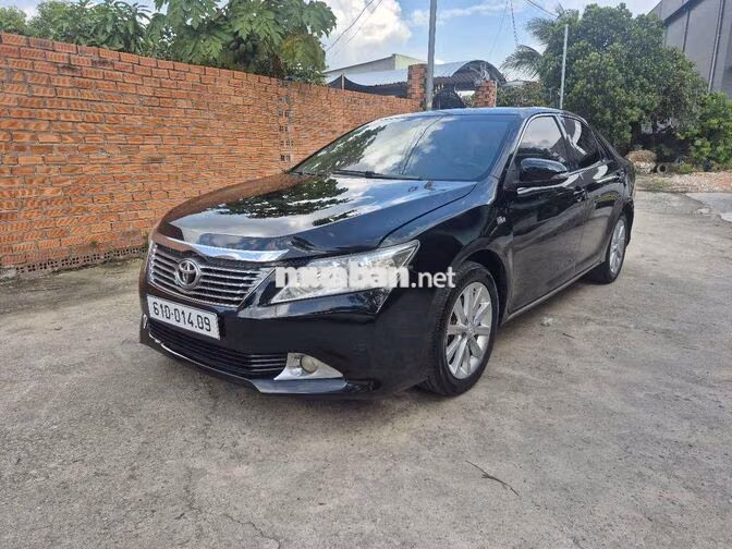 Toyota Camry 2.5G 2014 Đen Tự động.hs cầm tay.