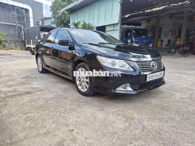 Toyota Camry 2.5G 2014 Đen Tự động.hs cầm tay.