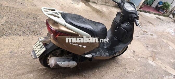 Honda Lead 2011 Vàng đồng