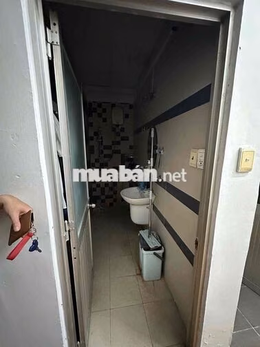 Tìm 1-2 NỮ ở 1PN trong căn 2PN 2WC Lạc Long Quân
