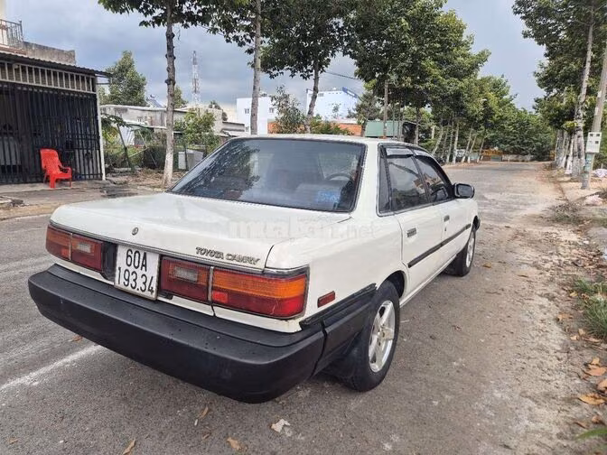 Toyota Camry 1987 Số sàn Xăng Trắng