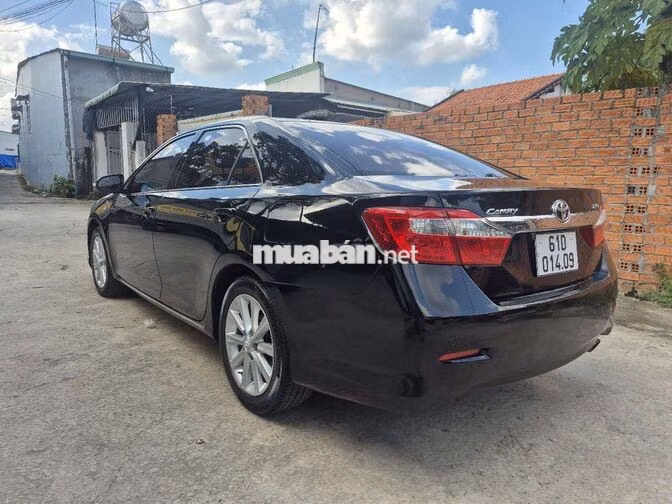 Toyota Camry 2.5G 2014 Đen Tự động.hs cầm tay.