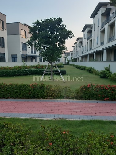 Cần bán nhà phố 2 mặt thoáng dự án Swan Park giá tốt nhất thị trường