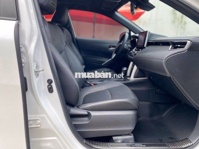TOYOTA CROSS 1.8V 2021 - GIÁ CÒN GIẢM